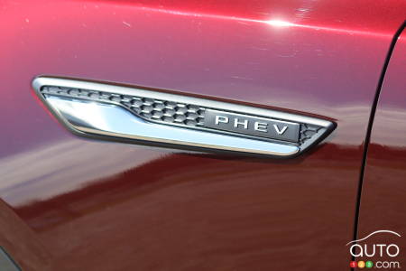 2024 Mazda CX-90, PHEV  badging